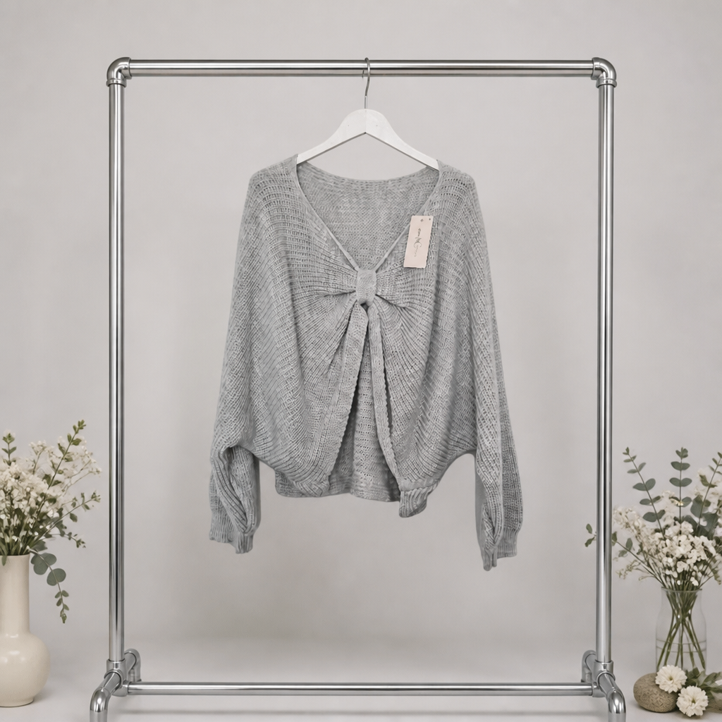 Strickpulli mit Raffung