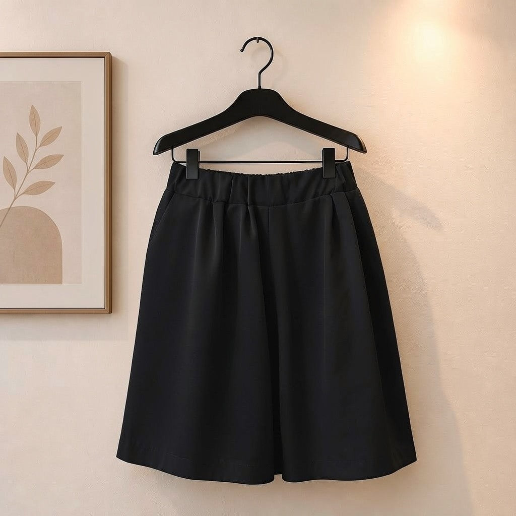 Satin-Viskose Short mit Taschen