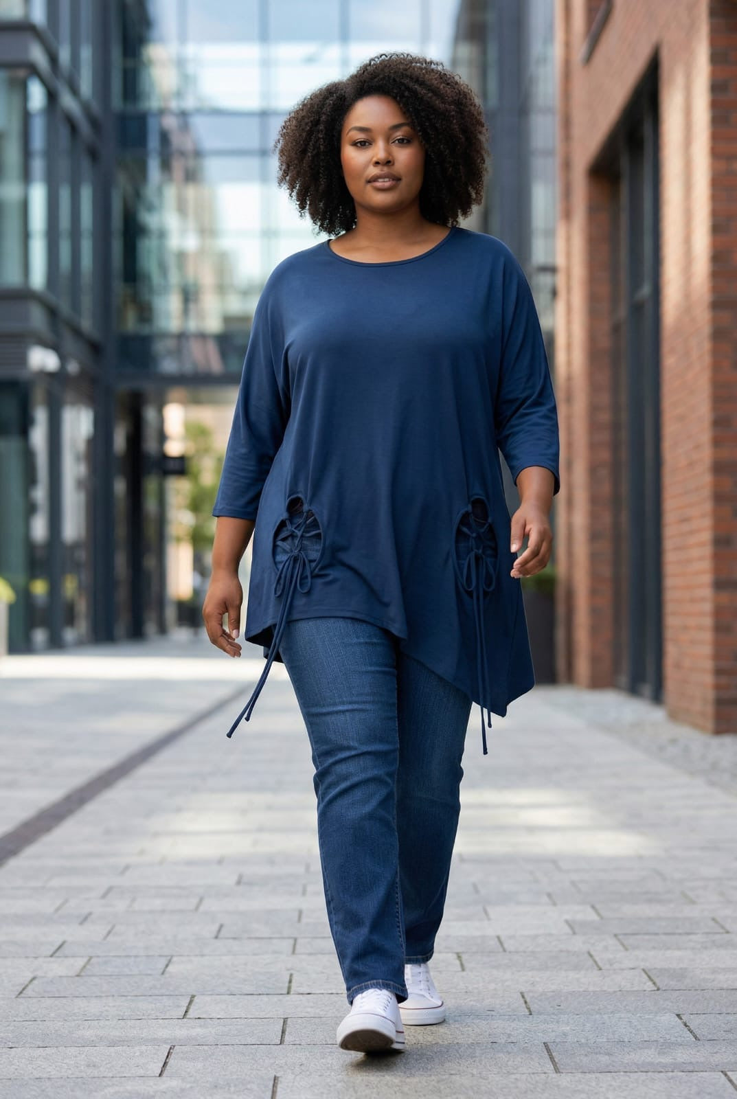 Shirt mit CutOuts