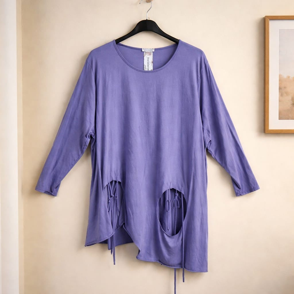 Shirt mit CutOuts