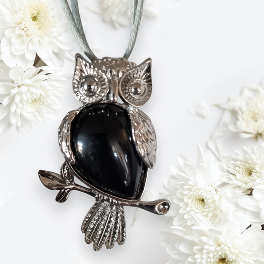 Eule mit Obsidian