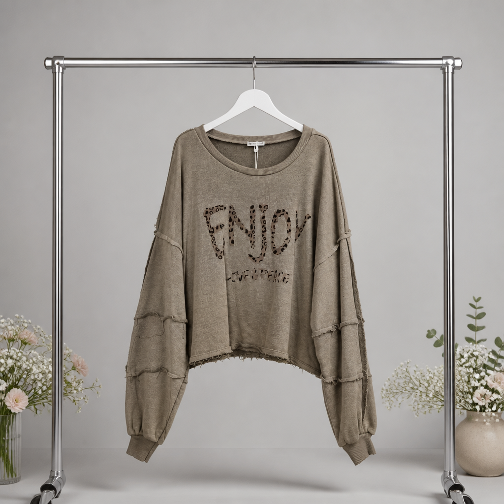 Kurzer Sweater "Enjoy"