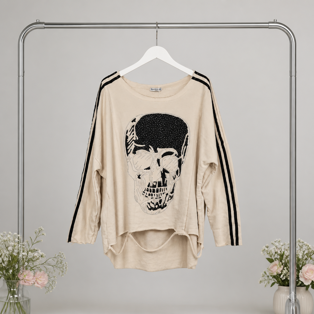 Sweater mit Totenkopf