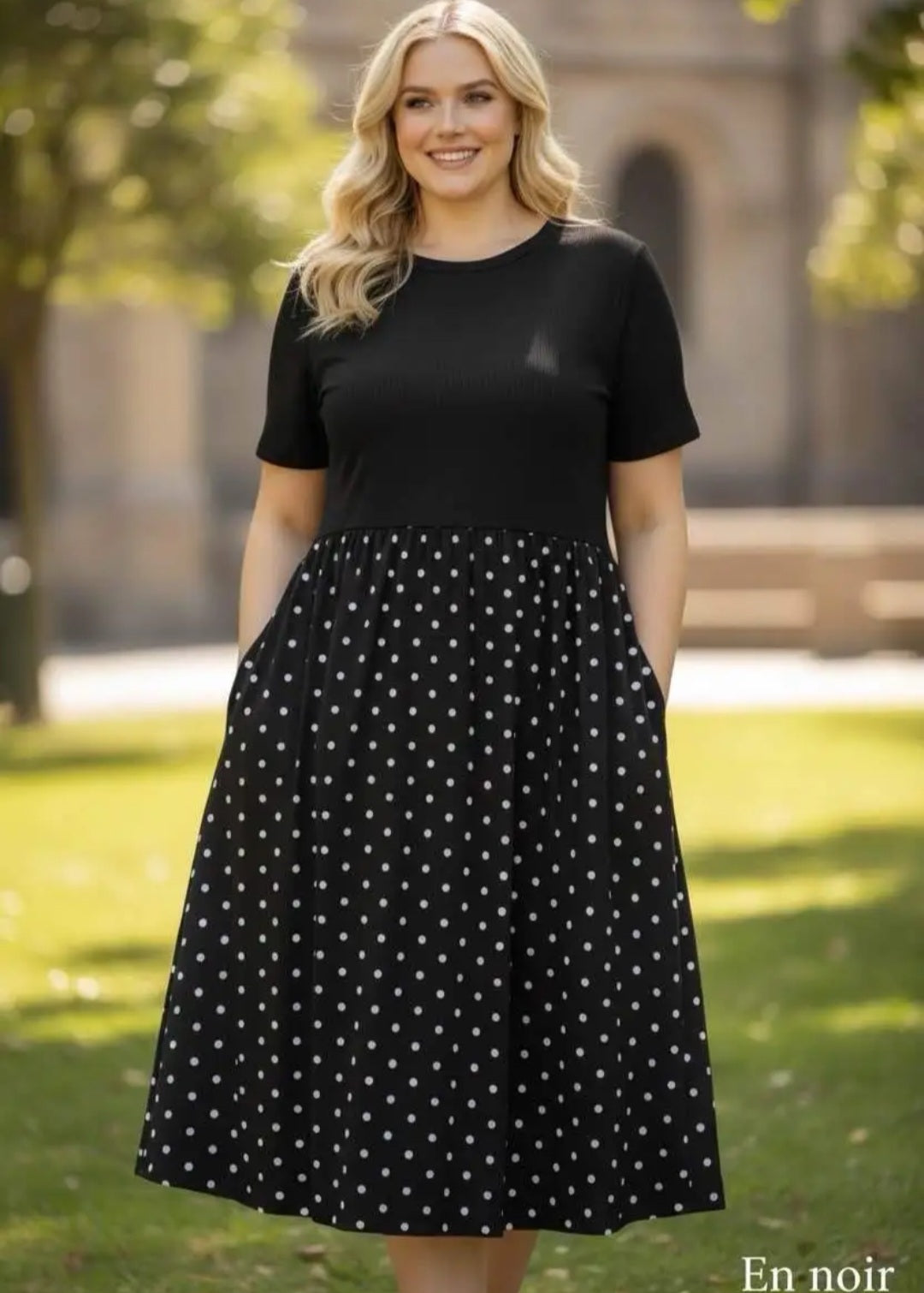 Polkadots Kleid mit Taschen