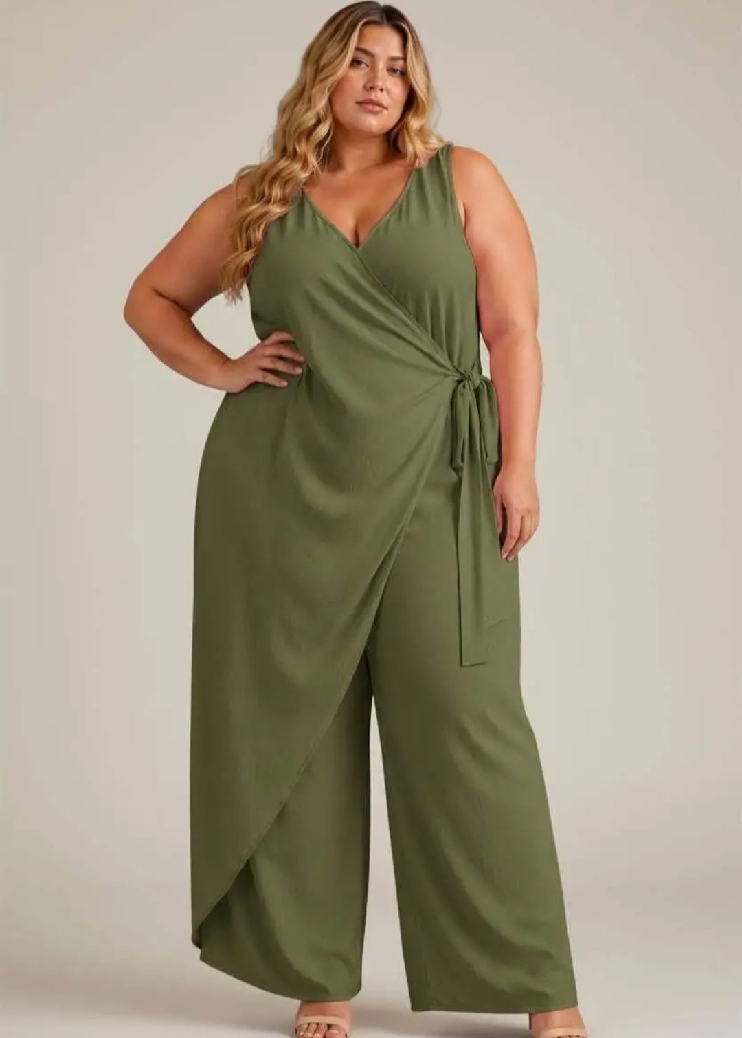 Jumpsuit mit Wickeloptik