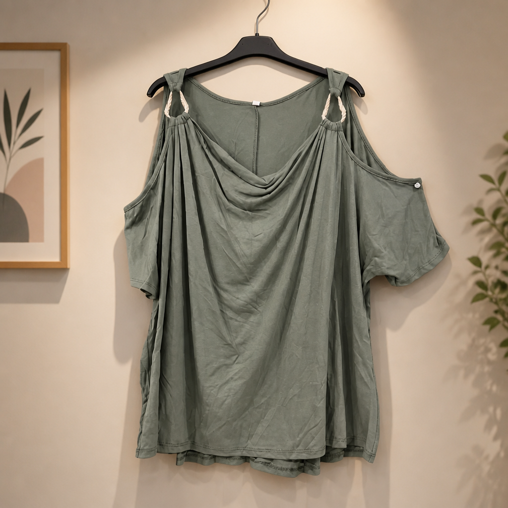 Wasserfall Shirt mit Cutouts und goldenen  Details
