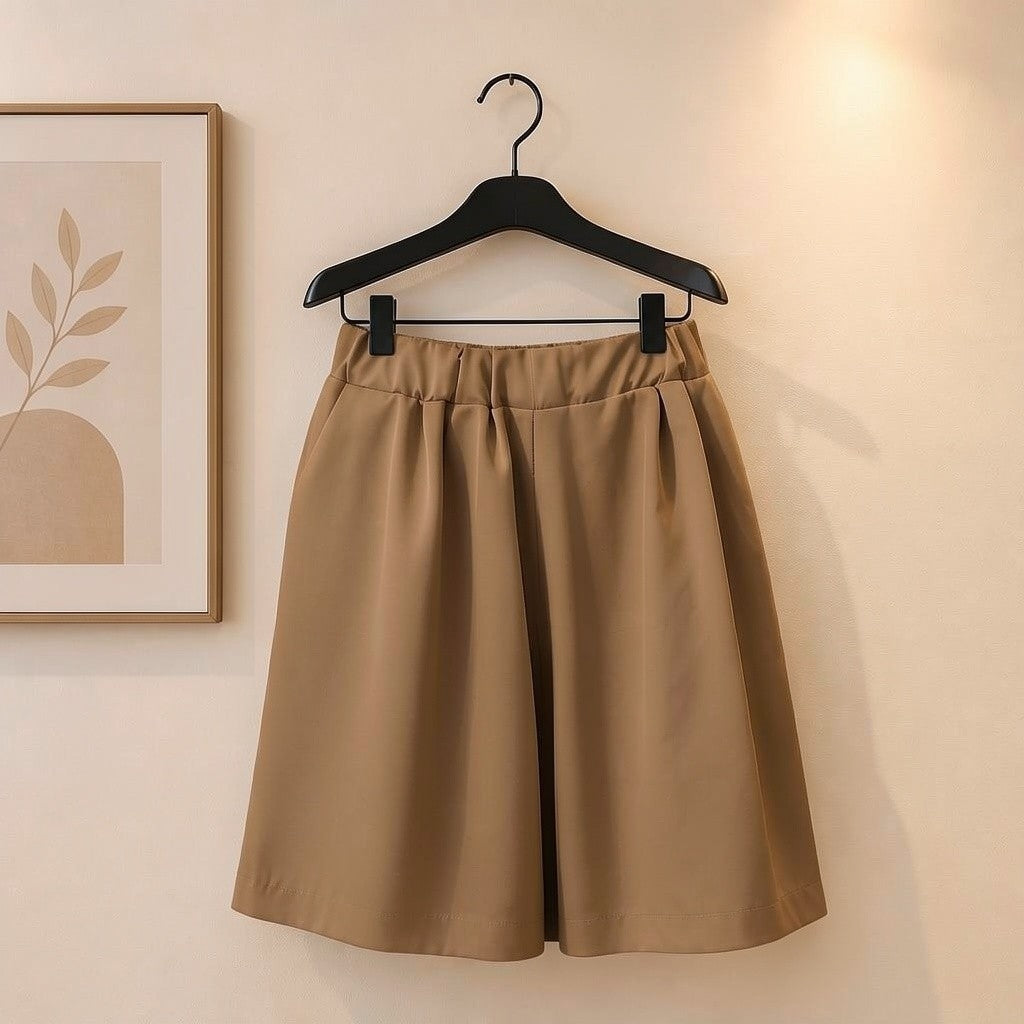 Satin-Viskose Short mit Taschen