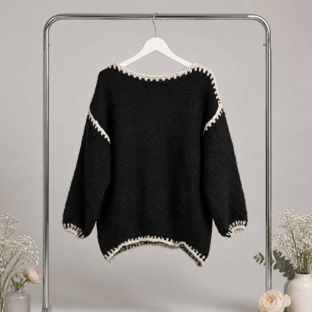 Strickpulli mit Details