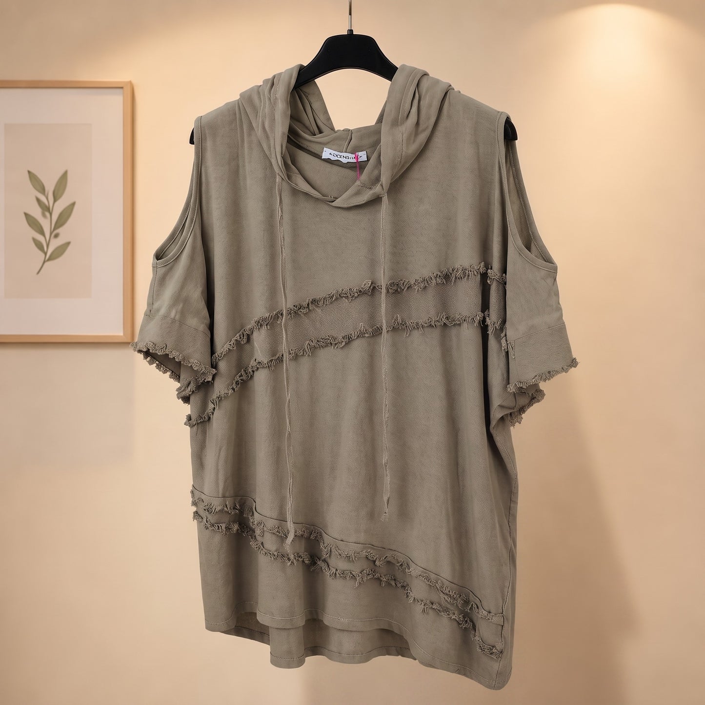 Lässiges Hoodieshirt mut Schulter cutouts
