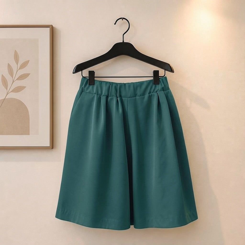 Satin-Viskose Short mit Taschen