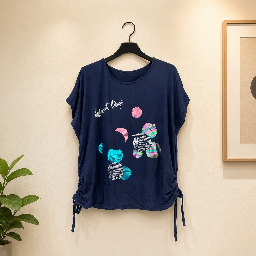 Shirt "Different Things"