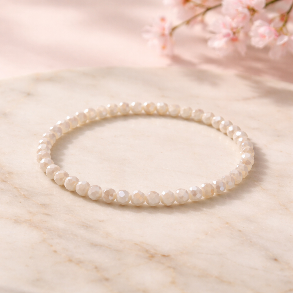 Armband aus geschliffen Glasperlen