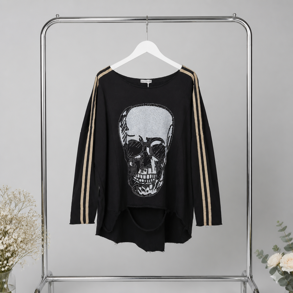 Sweater mit Totenkopf