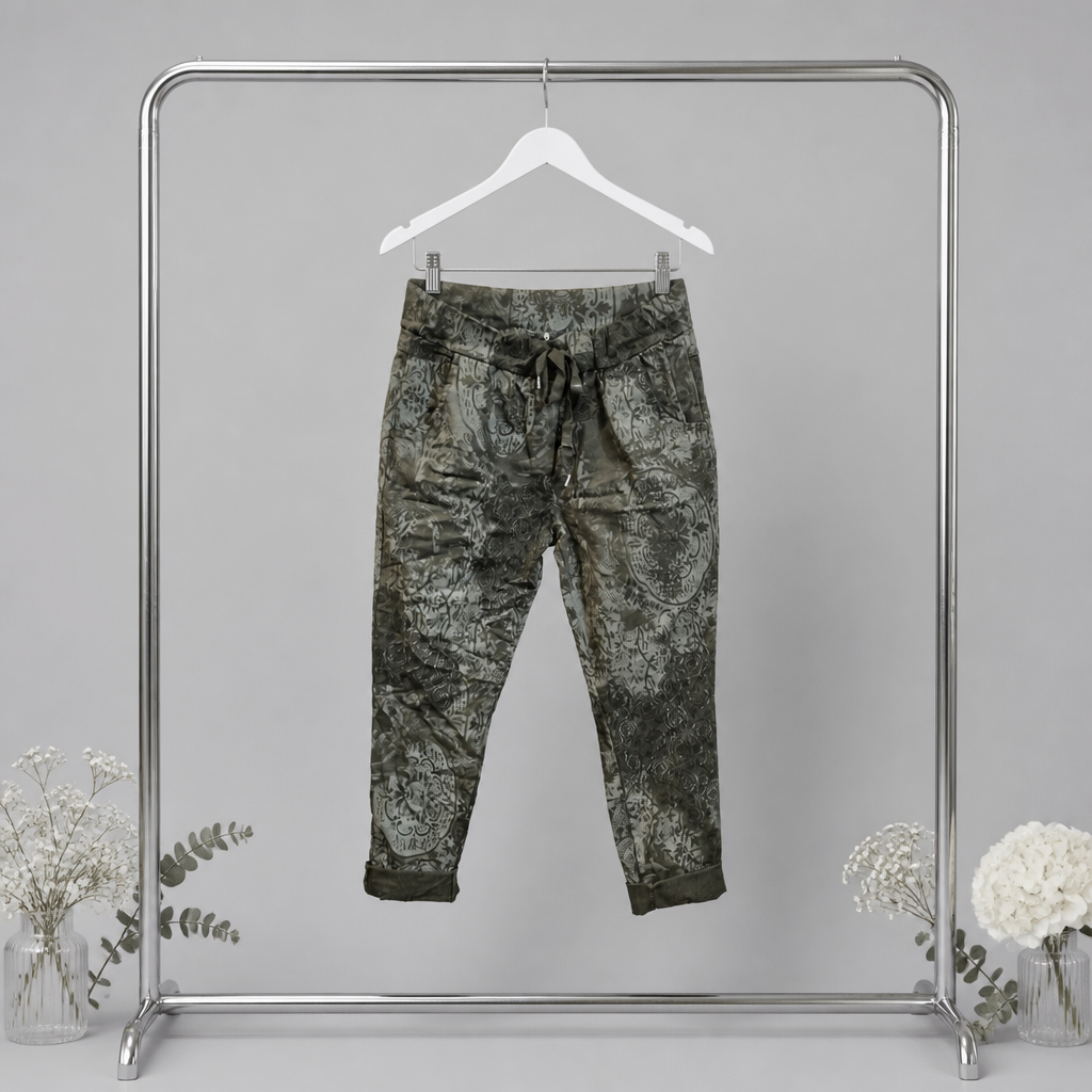 Jogpant mit floralem Print
