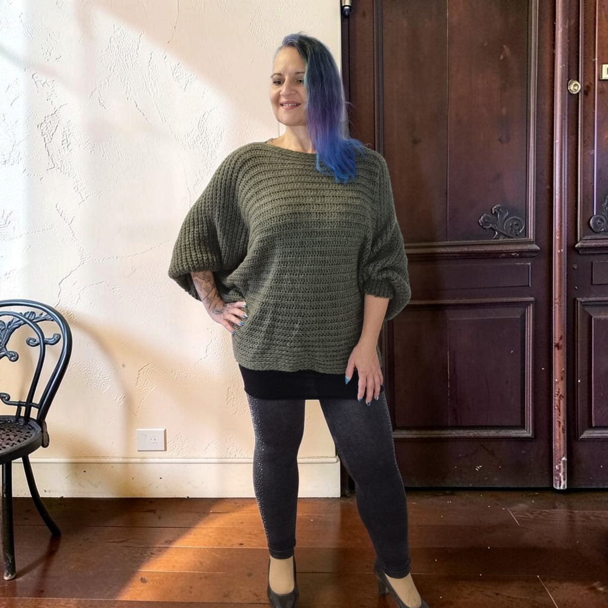 Strickpulli mit Raffung