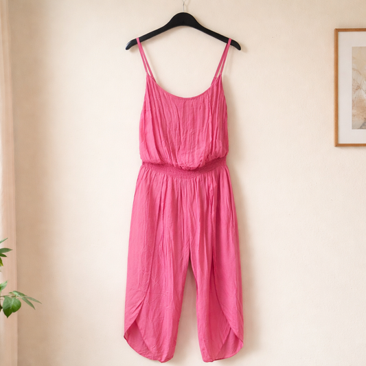 Jumpsuit mit Beinschlitz