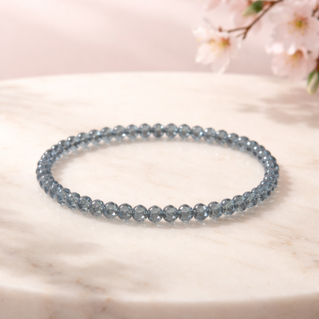 Armband aus geschliffen Glasperlen