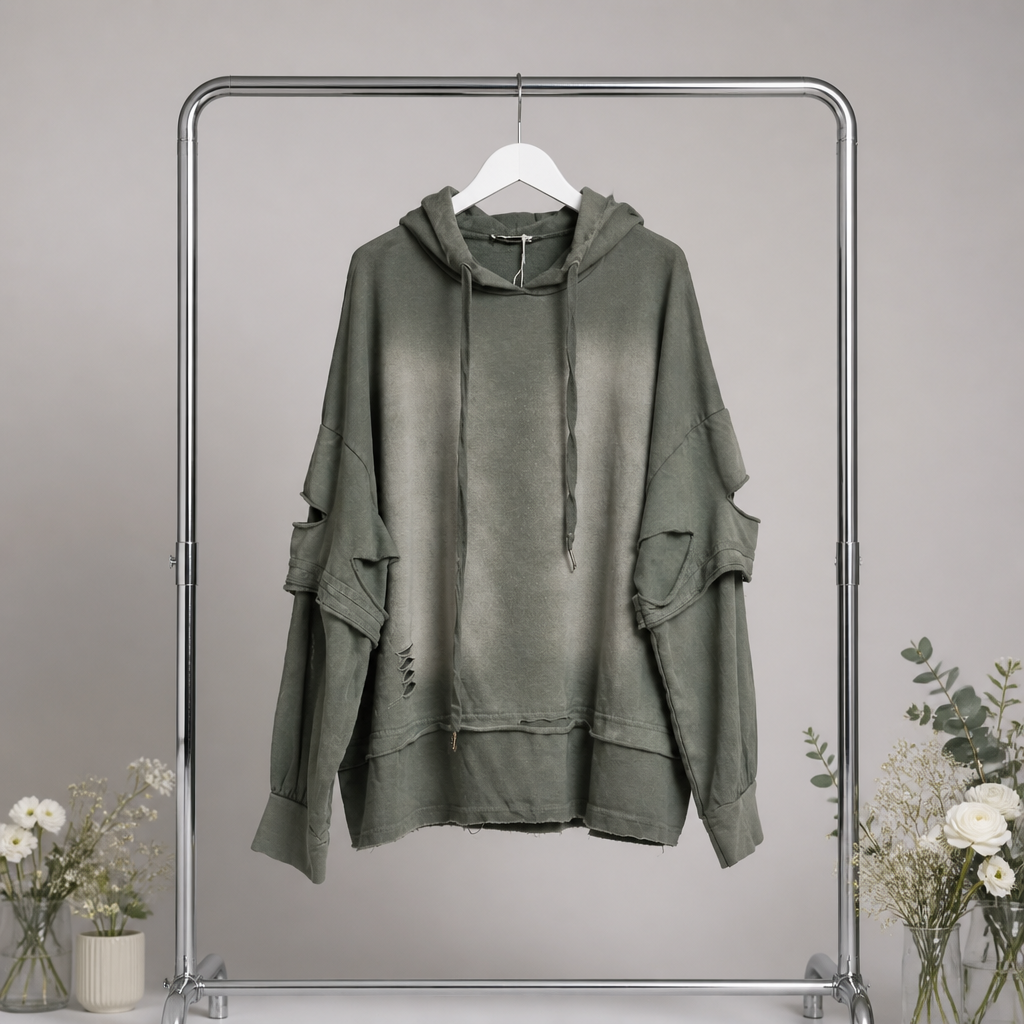 Stonewashed Hoodie mit Cutouts