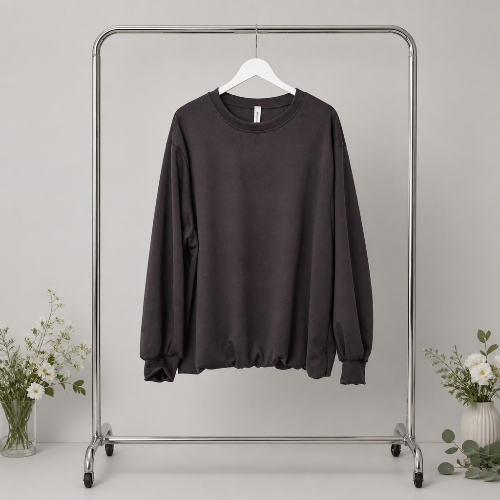 Basic Sweater mit elastischem Saum