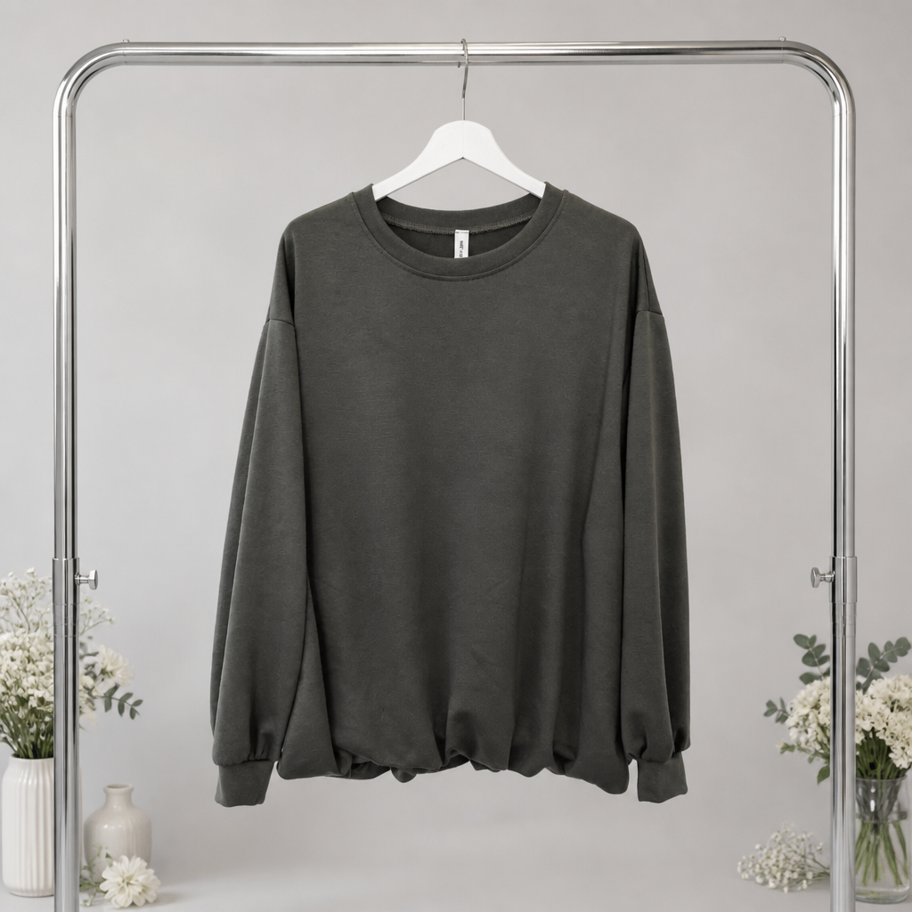 Basic Sweater mit elastischem Saum