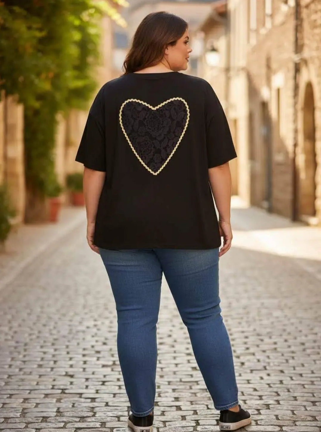 T-Shirt mit Rückendetail