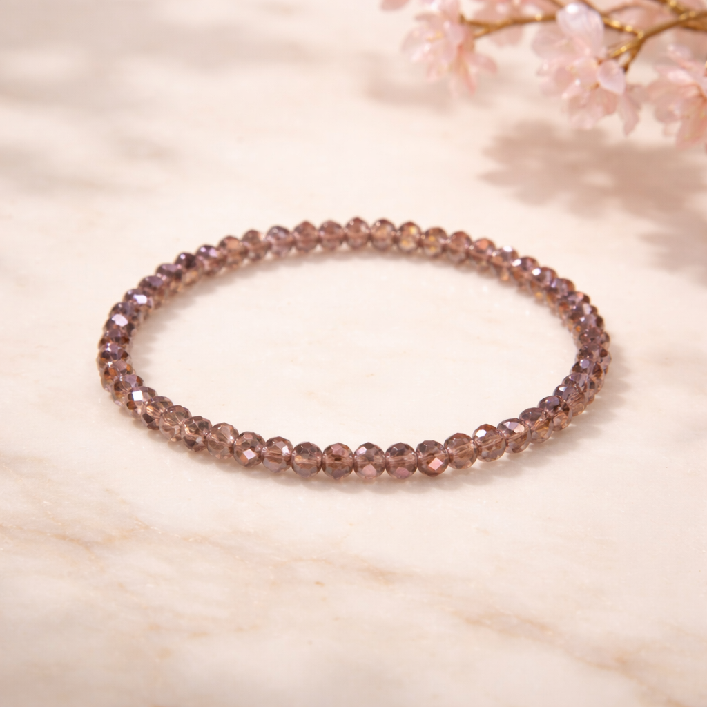 Armband aus geschliffen Glasperlen