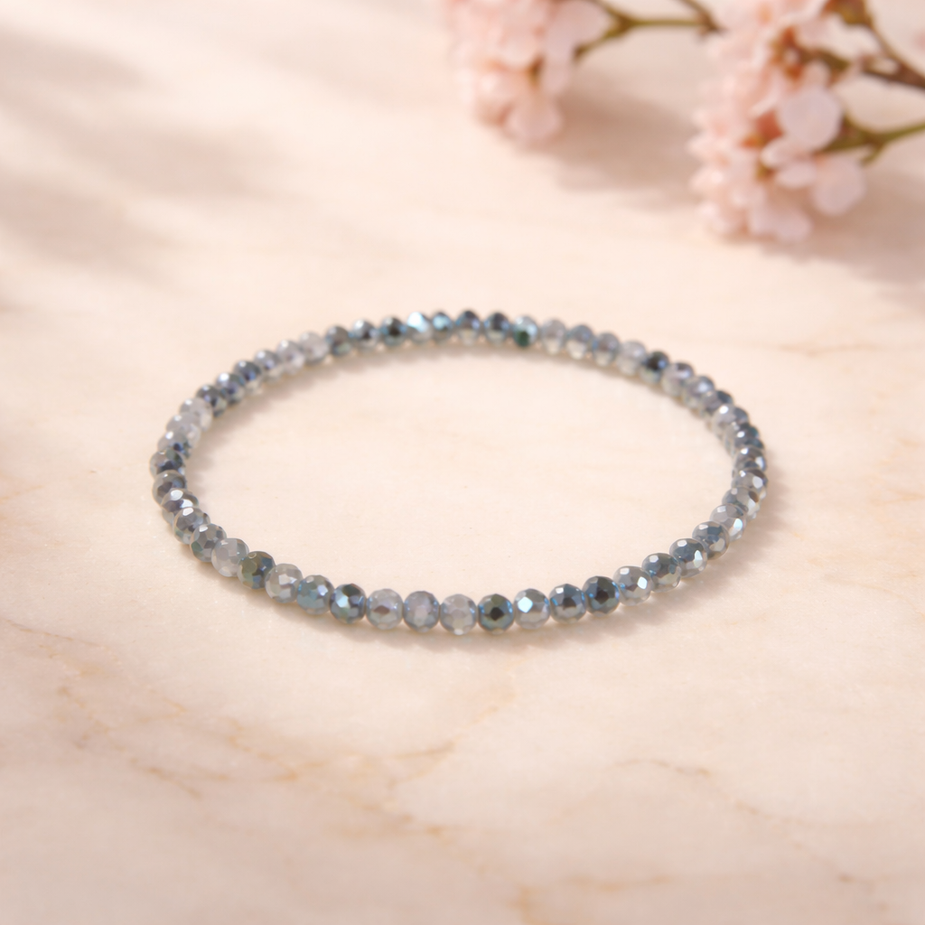 Armband aus geschliffen Glasperlen