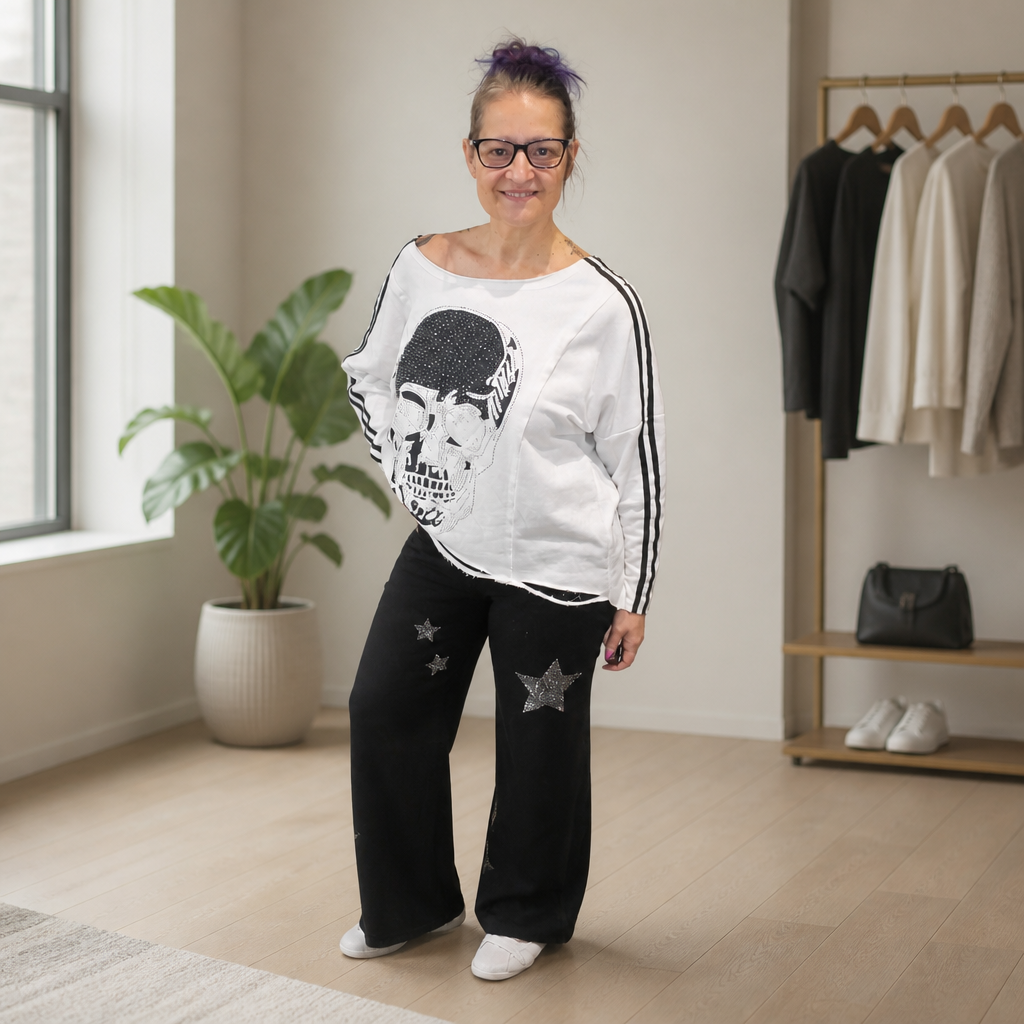 Sweater mit Totenkopf