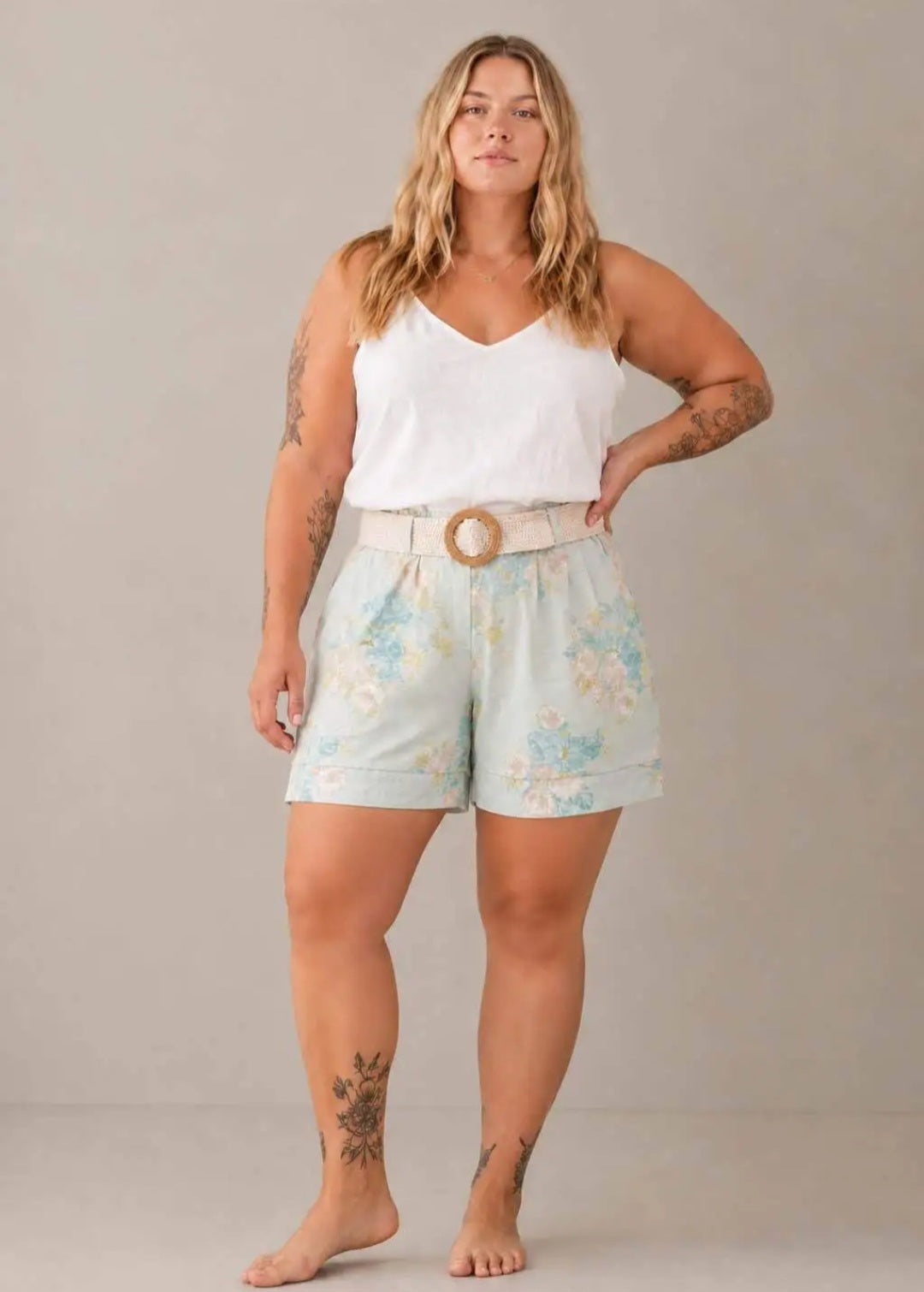 Short mit Blumenprint