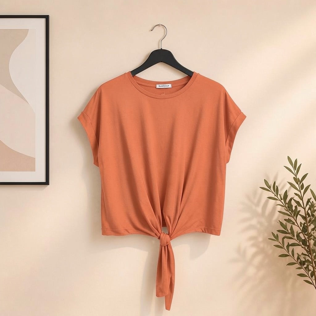 Shirt mit Bindeknoten