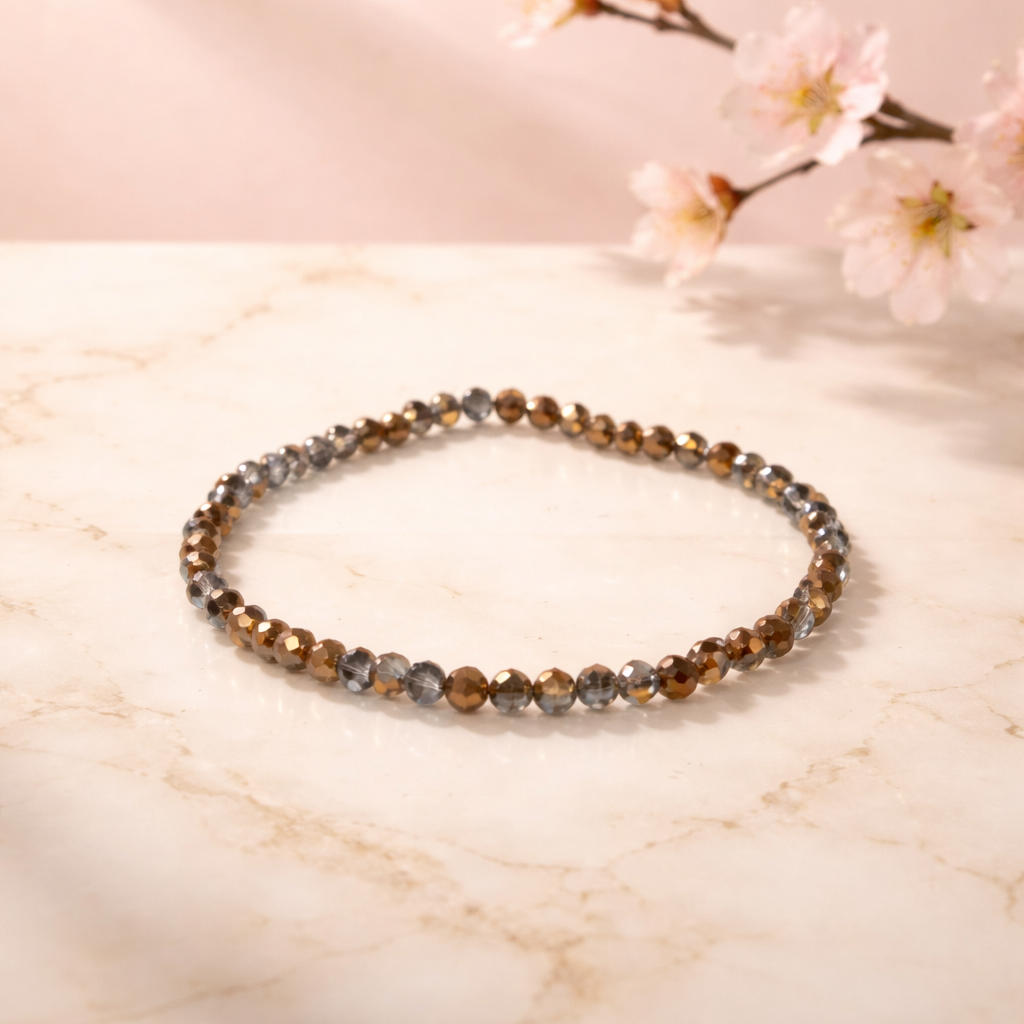 Armband aus geschliffen Glasperlen
