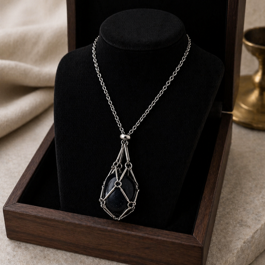 Onyx mit Kette