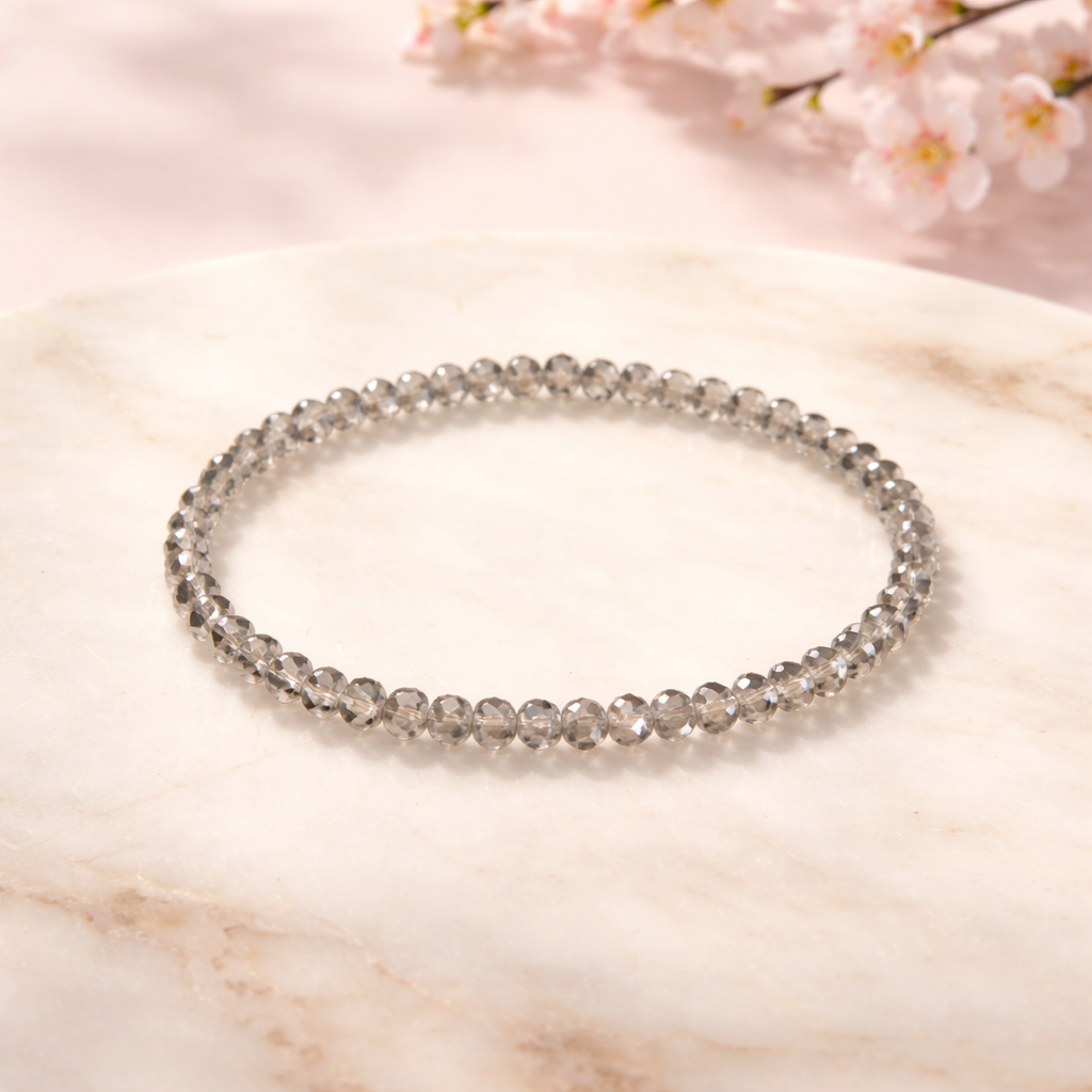 Armband aus geschliffen Glasperlen