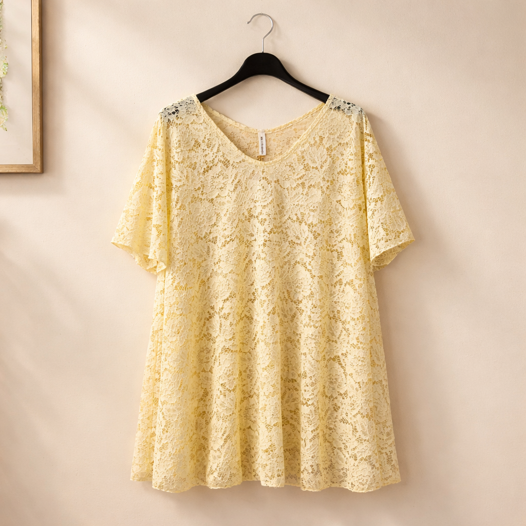 Minikleid aus Spitze
