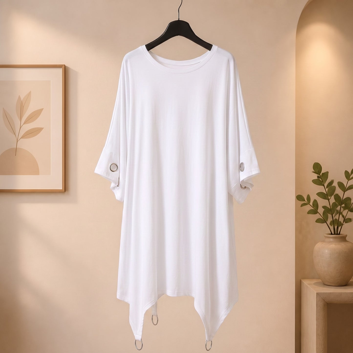 Longshirt mit Metallringen und Ösen