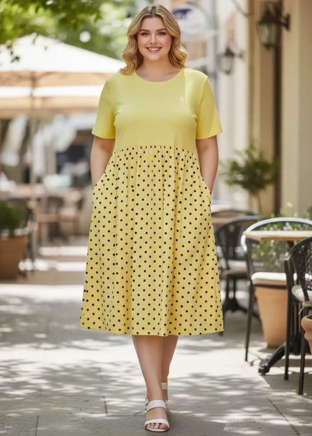Polkadots Kleid mit Taschen