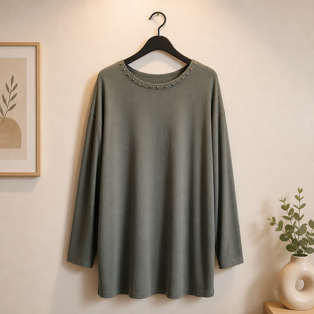 Longshirt mit Nieten Details