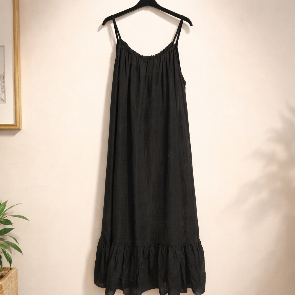 Trägerkleid mit Volant